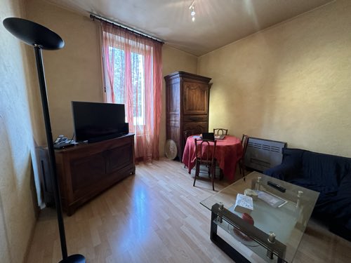 Opération de rénovation immobilière — 10 impasse victor hugo
