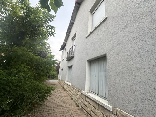 Opération de rénovation immobilière — 94 rue pierre curie riorges