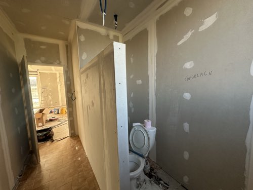Opération de rénovation immobilière — 94 rue pierre curie riorges